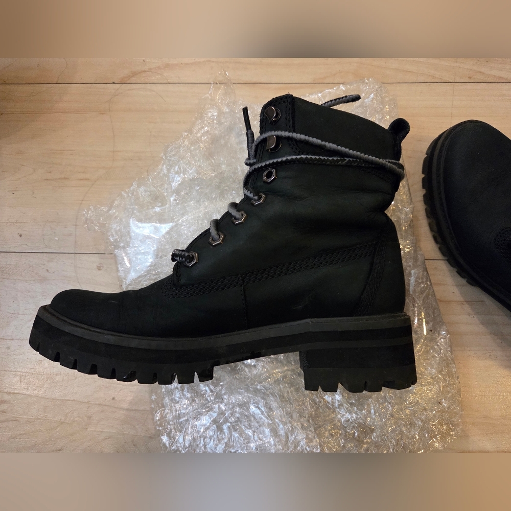 Timberland Black Lace-Up Boots Us6 - Picture 6 of 8